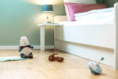 Schlafzimmer mit Einzelbetten Ferienwohnung Lütte Stuuv