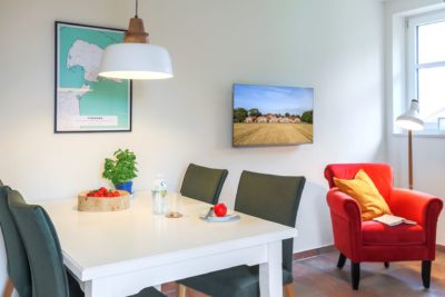 Esstisch Ferienwohnung Soete Stuuv